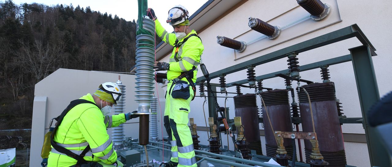 Neuer Trafo für das Umspannwerk Schönau