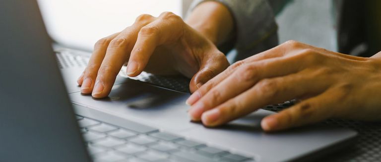 Kundenservice - Unser Kundenservice für Einspeiser ist auch online für Sie da!