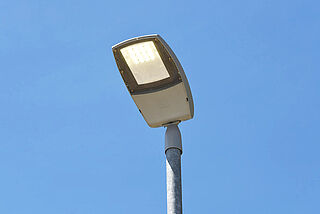Die Leuchte Schreder Teceol können Sie in unserem Straßenbeleuchtungspark in Rheinfelden besichtigen.